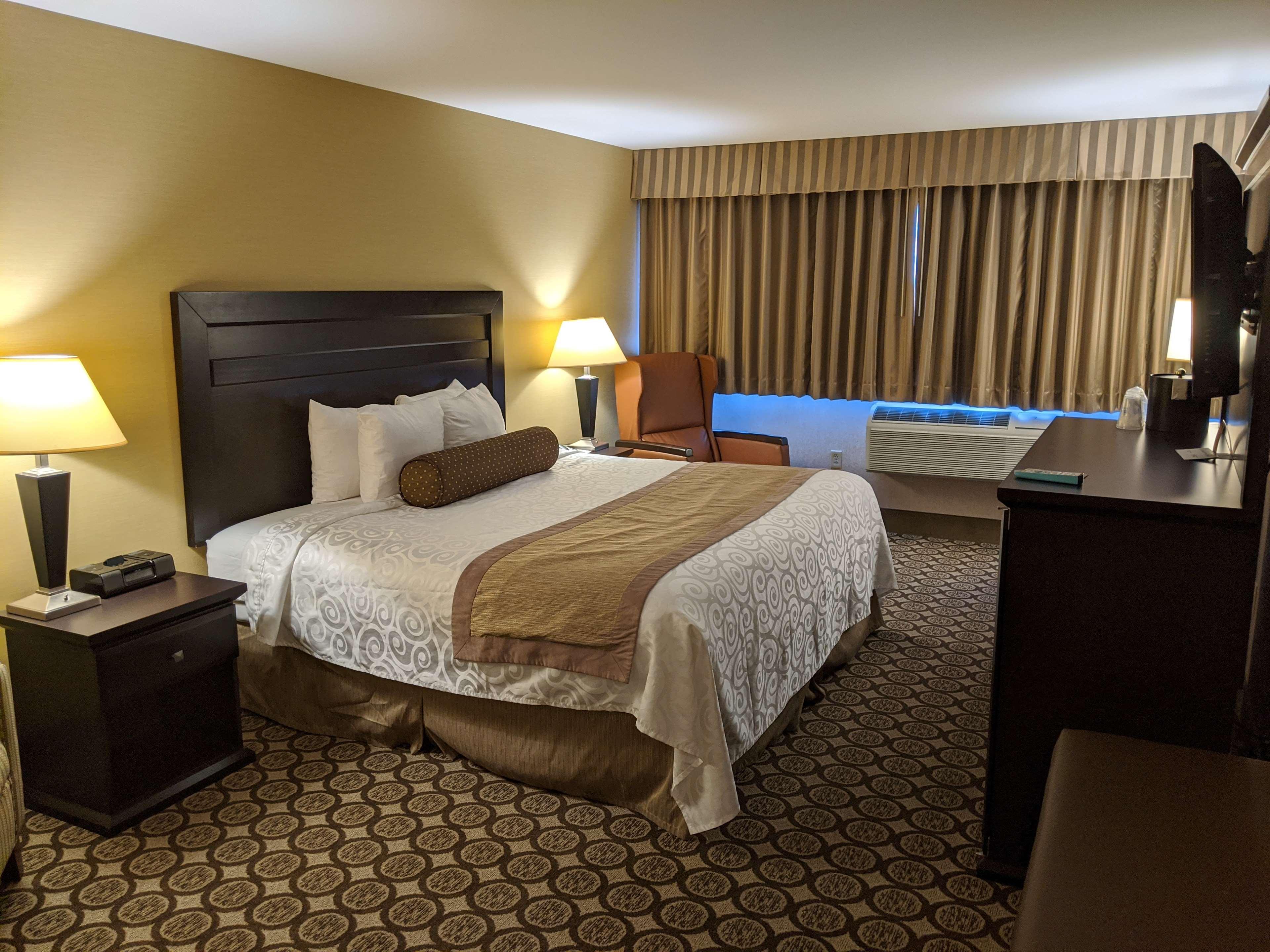 Best Western Plus Inntowner מדיסון מראה חיצוני תמונה