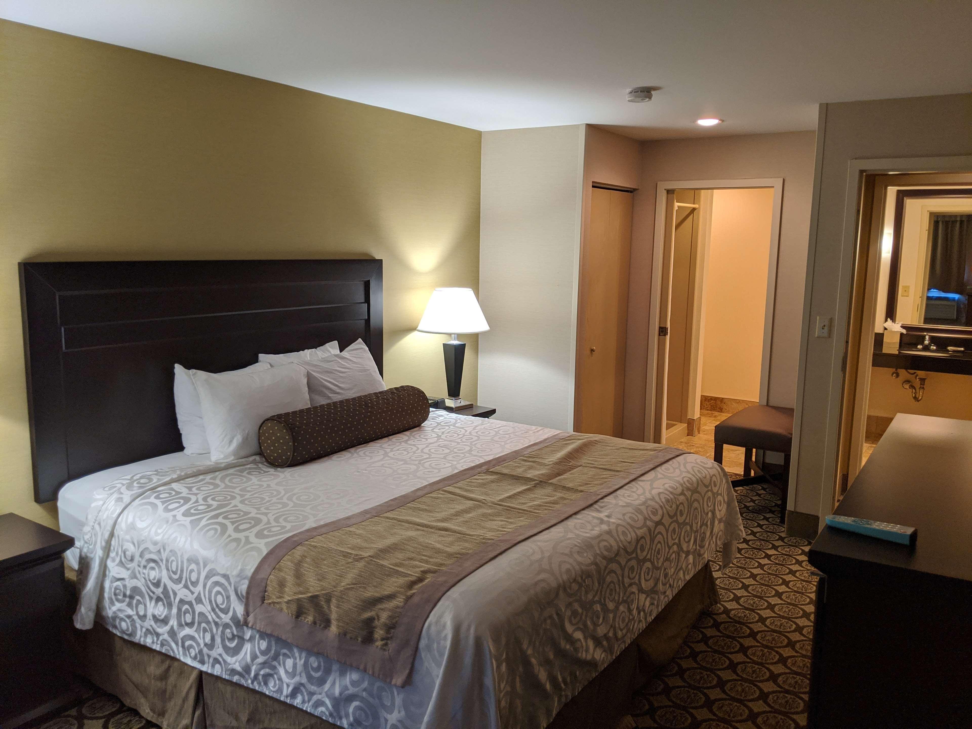Best Western Plus Inntowner מדיסון מראה חיצוני תמונה
