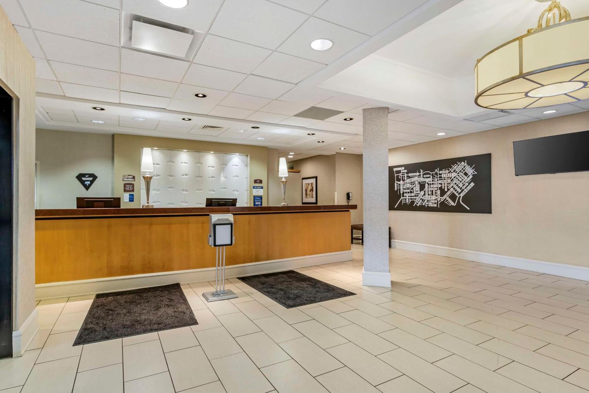 Best Western Plus Inntowner מדיסון מראה חיצוני תמונה