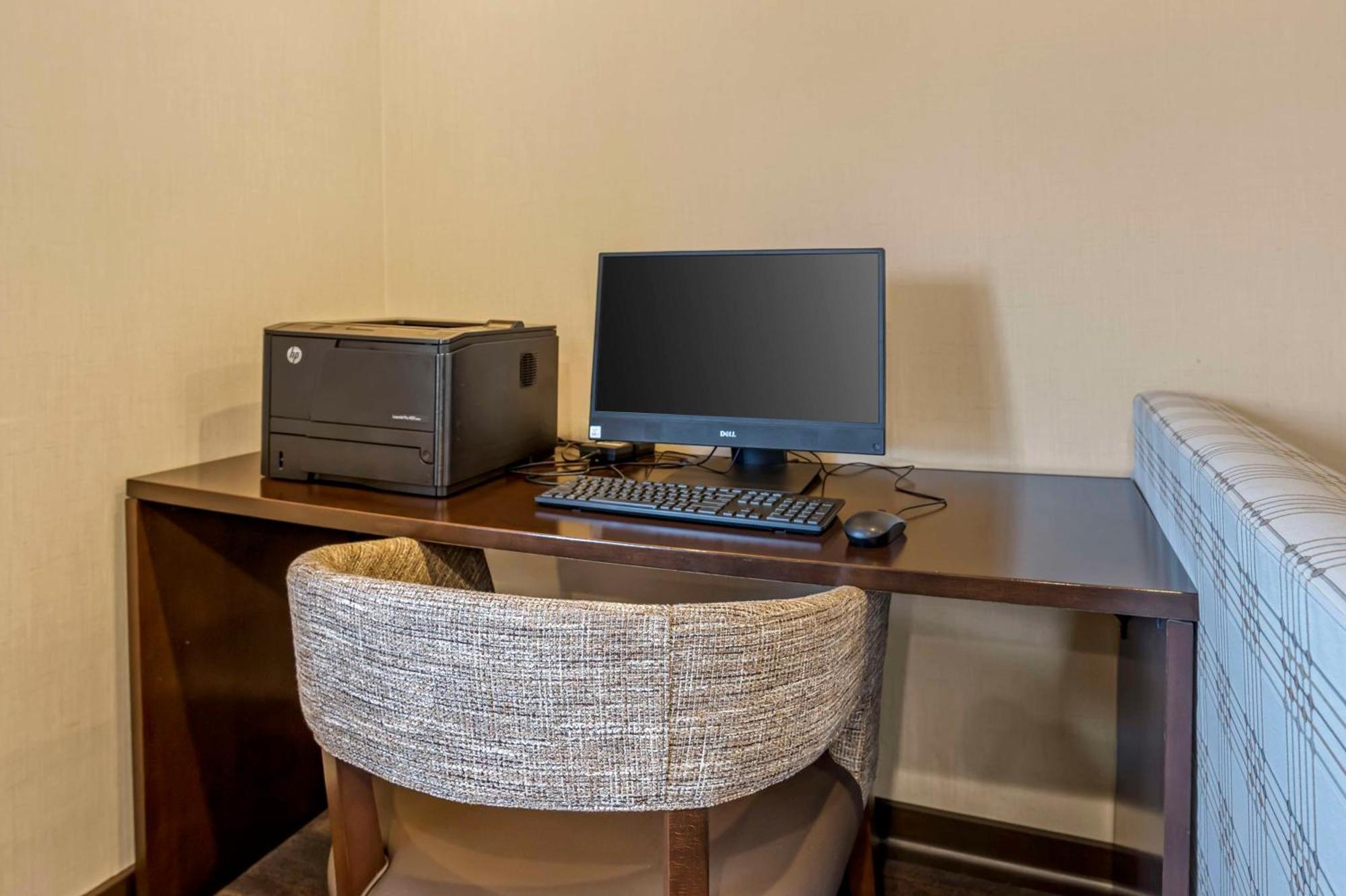 Best Western Plus Inntowner מדיסון מראה חיצוני תמונה