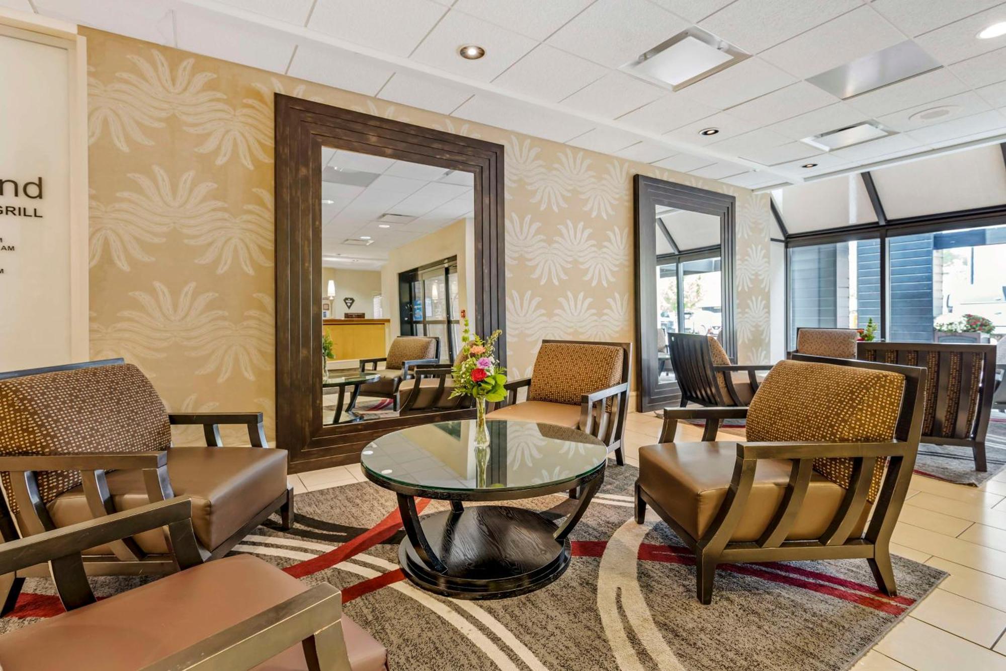 Best Western Plus Inntowner מדיסון מראה חיצוני תמונה
